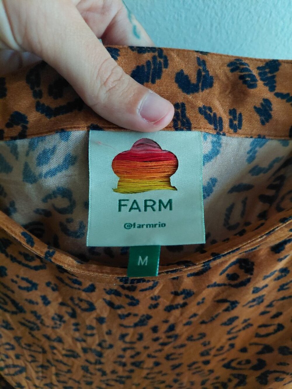 FARM Rio Skirt Medium - Picture 2 of 4